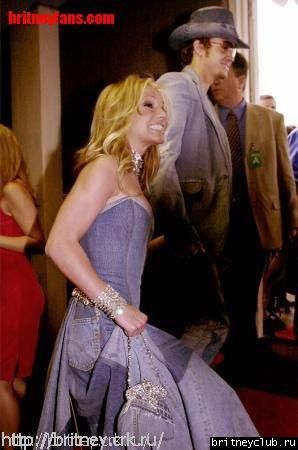 American Music Awards 2001 - Красная дорожка05.jpg(Бритни Спирс, Britney Spears)