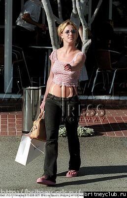 Бритни на шоппинге в Лос-Анджелесе14.jpg(Бритни Спирс, Britney Spears)