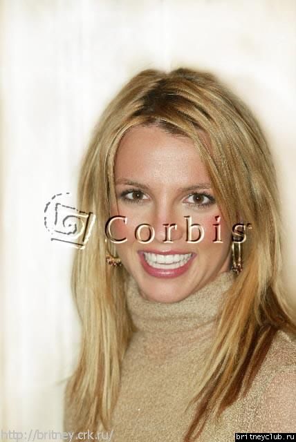Премьера Crossroads в Париже 12 марта 2002 года13.jpg(Бритни Спирс, Britney Spears)