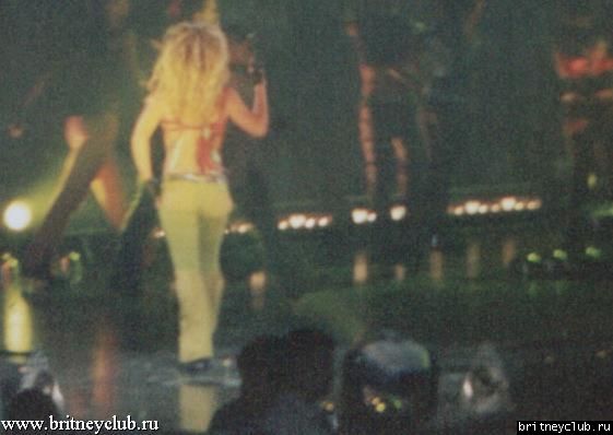 D.W.D. Boston, MA (29 Июня 2002)01.jpg(Бритни Спирс, Britney Spears)
