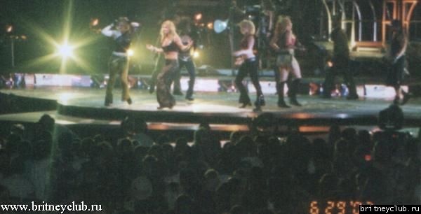 D.W.D. Boston, MA (29 Июня 2002)04.jpg(Бритни Спирс, Britney Spears)