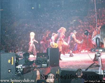 D.W.D. Boston, MA (29 Июня 2002)concert-09.jpg(Бритни Спирс, Britney Spears)