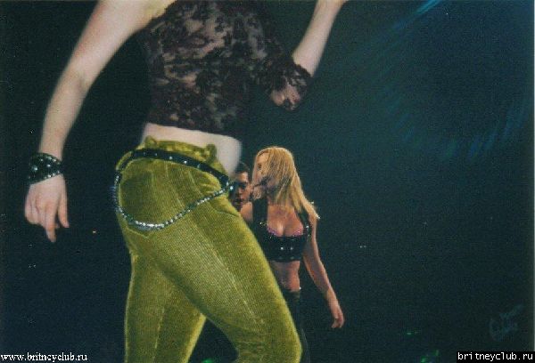 D.W.D. Hamilton, Ontario (June 25, 2002)08.jpg(Бритни Спирс, Britney Spears)