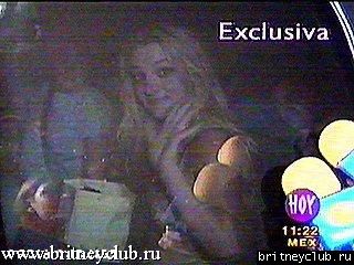 2002.07.23 Бритни прибывает в Мексику6.jpg(Бритни Спирс, Britney Spears)