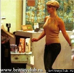 Бритни на шоппинге в магазине Anthropologie13.jpg(Бритни Спирс, Britney Spears)