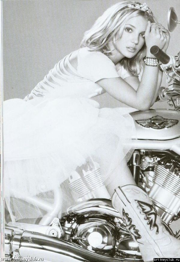 Glamour Magazine UK02.jpg(Бритни Спирс, Britney Spears)