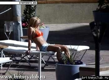 Бритни загорает24.jpg(Бритни Спирс, Britney Spears)