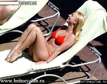 Бритни загорает9.jpg(Бритни Спирс, Britney Spears)