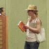 Бритни в книжном магазине