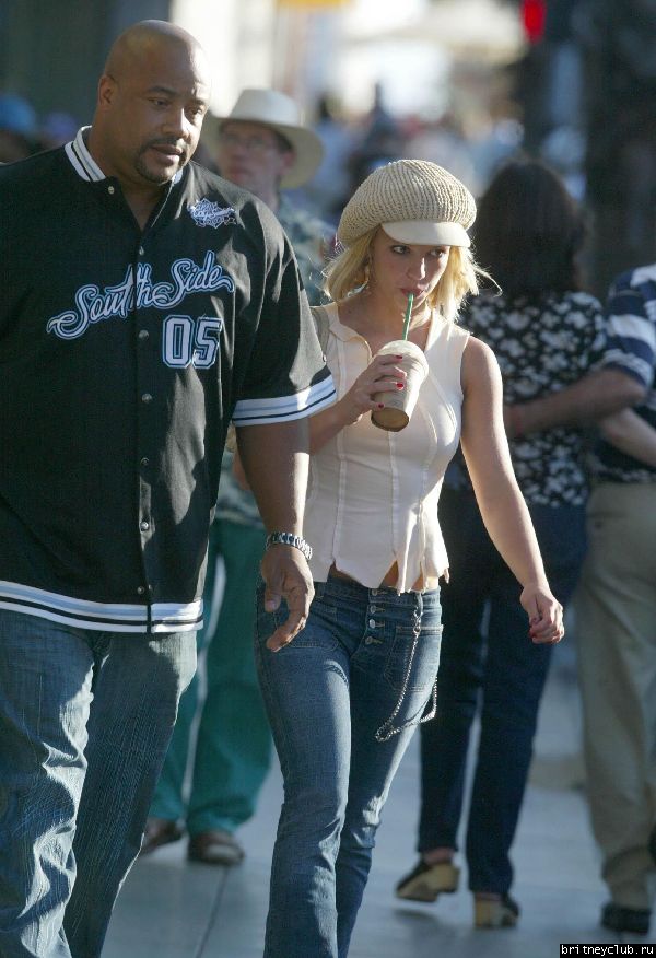Бритни в Лос-Анджелесе13030-04.jpg(Бритни Спирс, Britney Spears)