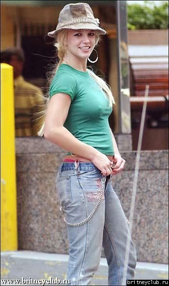 Бритни в Лондонеgreenshirt2.jpg(Бритни Спирс, Britney Spears)