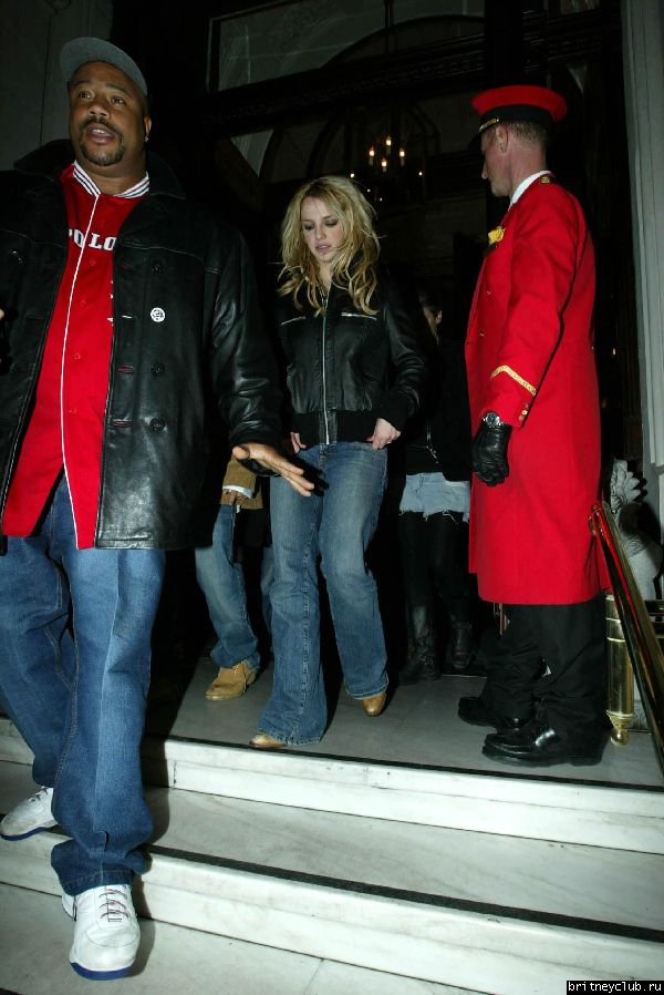 Бритни в Лондоне14478-01.jpg(Бритни Спирс, Britney Spears)
