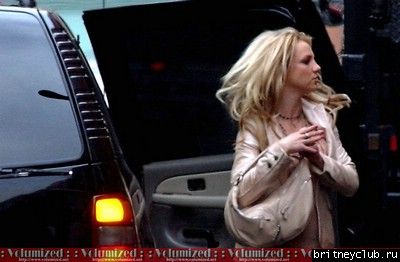 Бритни уезжает из отеля в Нью-Йорке1067026489594.jpg(Бритни Спирс, Britney Spears)