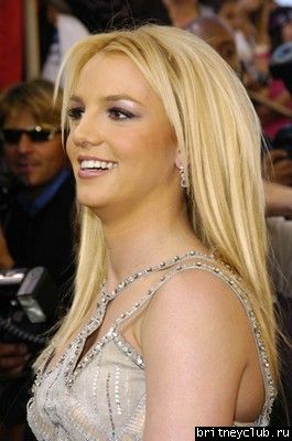 AMA 2003 (ковровая дорожка)015.jpg(Бритни Спирс, Britney Spears)