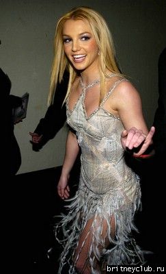 AMA 2003 (ковровая дорожка)062.jpg(Бритни Спирс, Britney Spears)