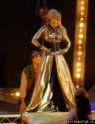 Выступление на AMA 2003008.jpg(Бритни Спирс, Britney Spears)