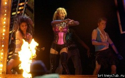 Выступление на AMA 2003014.jpg(Бритни Спирс, Britney Spears)