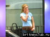 MTV All Eyes on Britney Spears  () Britney waiting for her flight in Los Angeles (часть 1)245.jpg(Бритни Спирс, Britney Spears)