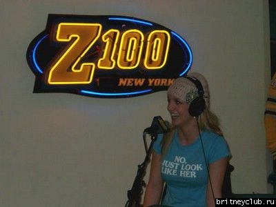 Бритни в студии Z100002.jpg(Бритни Спирс, Britney Spears)