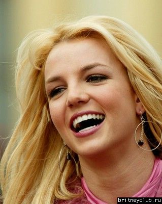 Бритни на Аллее Славы в Голливуде092.jpg(Бритни Спирс, Britney Spears)