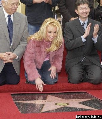 Бритни на Аллее Славы в Голливуде110.jpg(Бритни Спирс, Britney Spears)