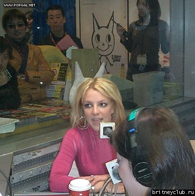 Бритни на радио в Токио003.jpg(Бритни Спирс, Britney Spears)