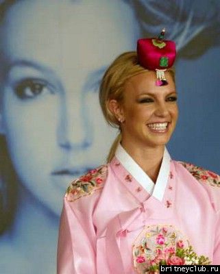 Бритни на пресс конференции в Корее003.jpg(Бритни Спирс, Britney Spears)
