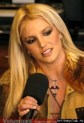 Бритни на радио KIIS FM003.jpg(Бритни Спирс, Britney Spears)