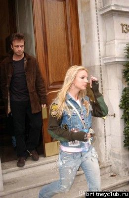 Бритни и Кевин возвращаются из свадебного путешествия007.jpg(Бритни Спирс, Britney Spears)