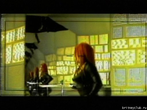 Кадры из нового клипа Toxiccap27.jpg(Бритни Спирс, Britney Spears)