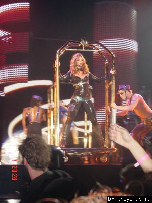 Onyx Hotel Tour 2004005.jpg(Бритни Спирс, Britney Spears)