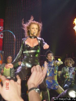 Onyx Hotel Tour 2004006.jpg(Бритни Спирс, Britney Spears)