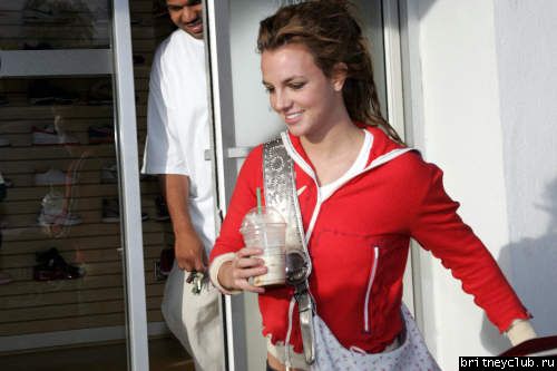 Бритни и Кевин - шоппинг в Луизиане03.jpg(Бритни Спирс, Britney Spears)