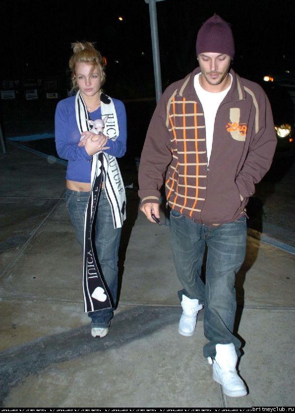 Бритни и Кевин- прогулка за городомbritbday3.jpg(Бритни Спирс, Britney Spears)