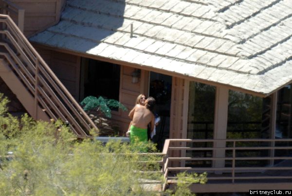 Бритни&Кевин в поисках дома в Аризоне01.jpg(Бритни Спирс, Britney Spears)