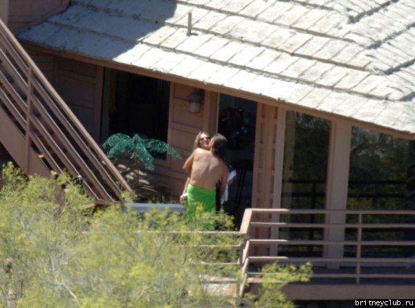Бритни&Кевин в поисках дома в Аризоне02.jpg(Бритни Спирс, Britney Spears)
