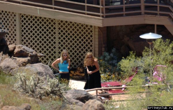 Бритни&Кевин в поисках дома в Аризоне05.jpg(Бритни Спирс, Britney Spears)