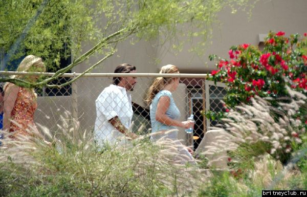 Бритни и Кевин отдыхают на своей арендованной вилле09.jpg(Бритни Спирс, Britney Spears)