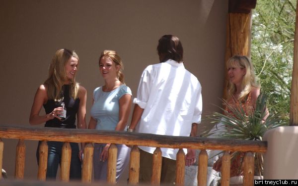 Бритни и Кевин отдыхают на своей арендованной вилле10.jpg(Бритни Спирс, Britney Spears)