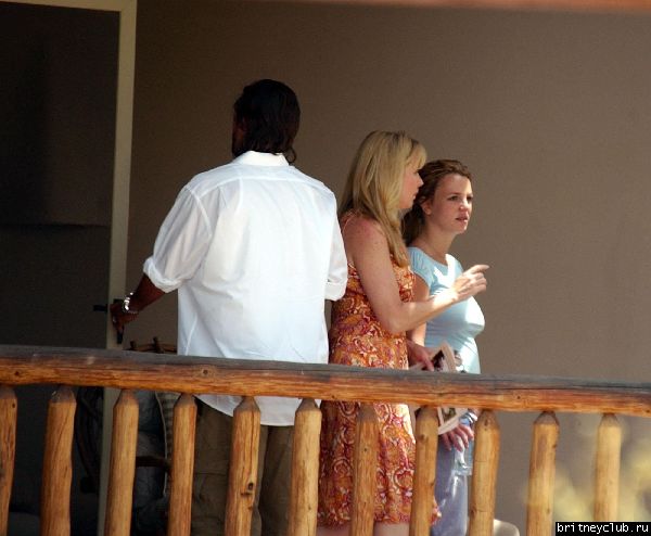 Бритни&Кевин в поисках дома в Аризоне13.jpg(Бритни Спирс, Britney Spears)