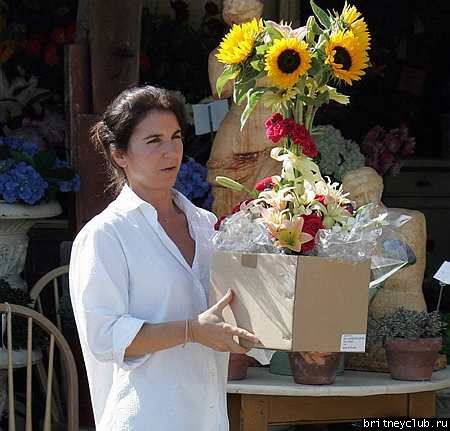 Бритни покупает цветы18.jpg(Бритни Спирс, Britney Spears)