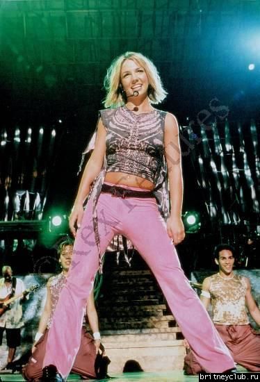 Britney Live In Havaii (2000)01.jpg(Бритни Спирс, Britney Spears)