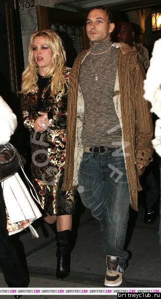 Бритни и Кевин идут на вечеринку (Нью Йорк)06.jpg(Бритни Спирс, Britney Spears)