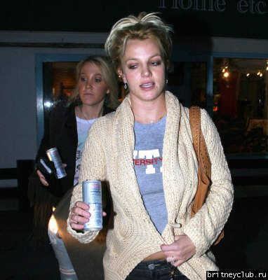 Шоппинг в Малибу06.jpg(Бритни Спирс, Britney Spears)