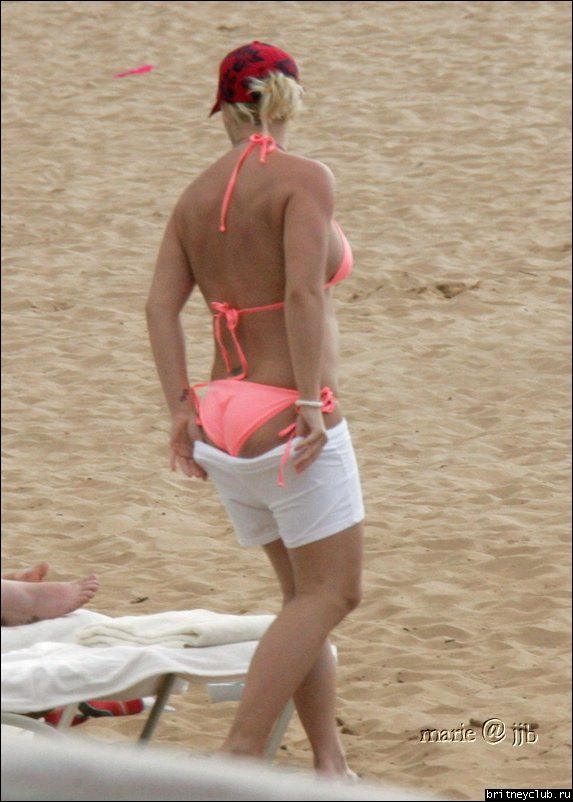 Бритни на пляже в Maui07.jpg(Бритни Спирс, Britney Spears)