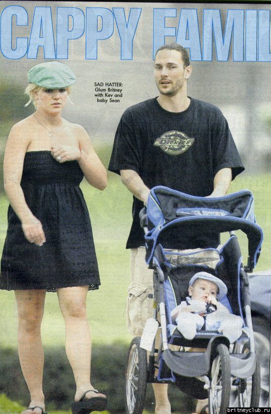 Бритни и Кевин гуляют с Шоном01.jpg(Бритни Спирс, Britney Spears)