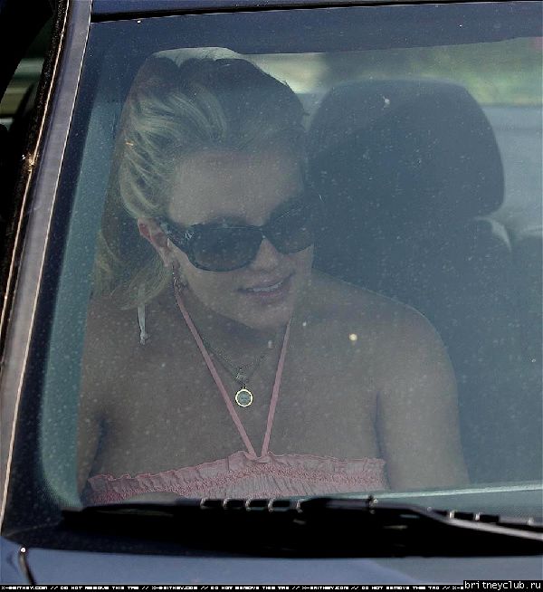 Бритни в Малибу02s.jpg(Бритни Спирс, Britney Spears)