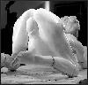 Статуя рожающей Бритни Спирс