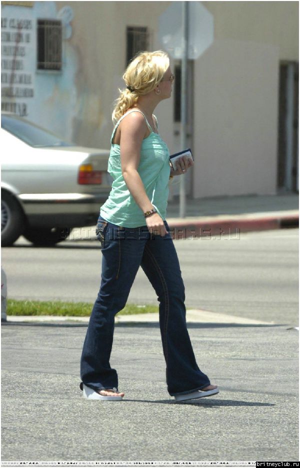 Бритни посетила ресторан Taco Bell1147168686575.jpg(Бритни Спирс, Britney Spears)