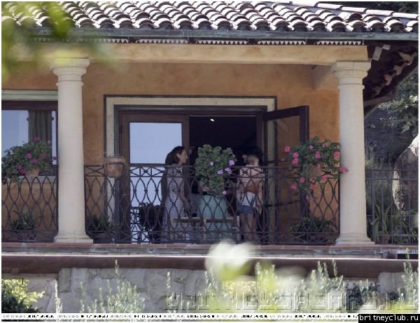 Бритни ищет дом в Санта Барбаре02.jpg(Бритни Спирс, Britney Spears)
